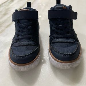 Toddler Boys size 9 Hi Top Shoe- Navy